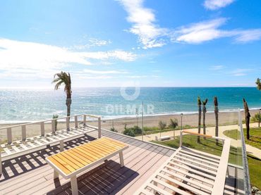 Adosado con piscina en venta en Costa Natura