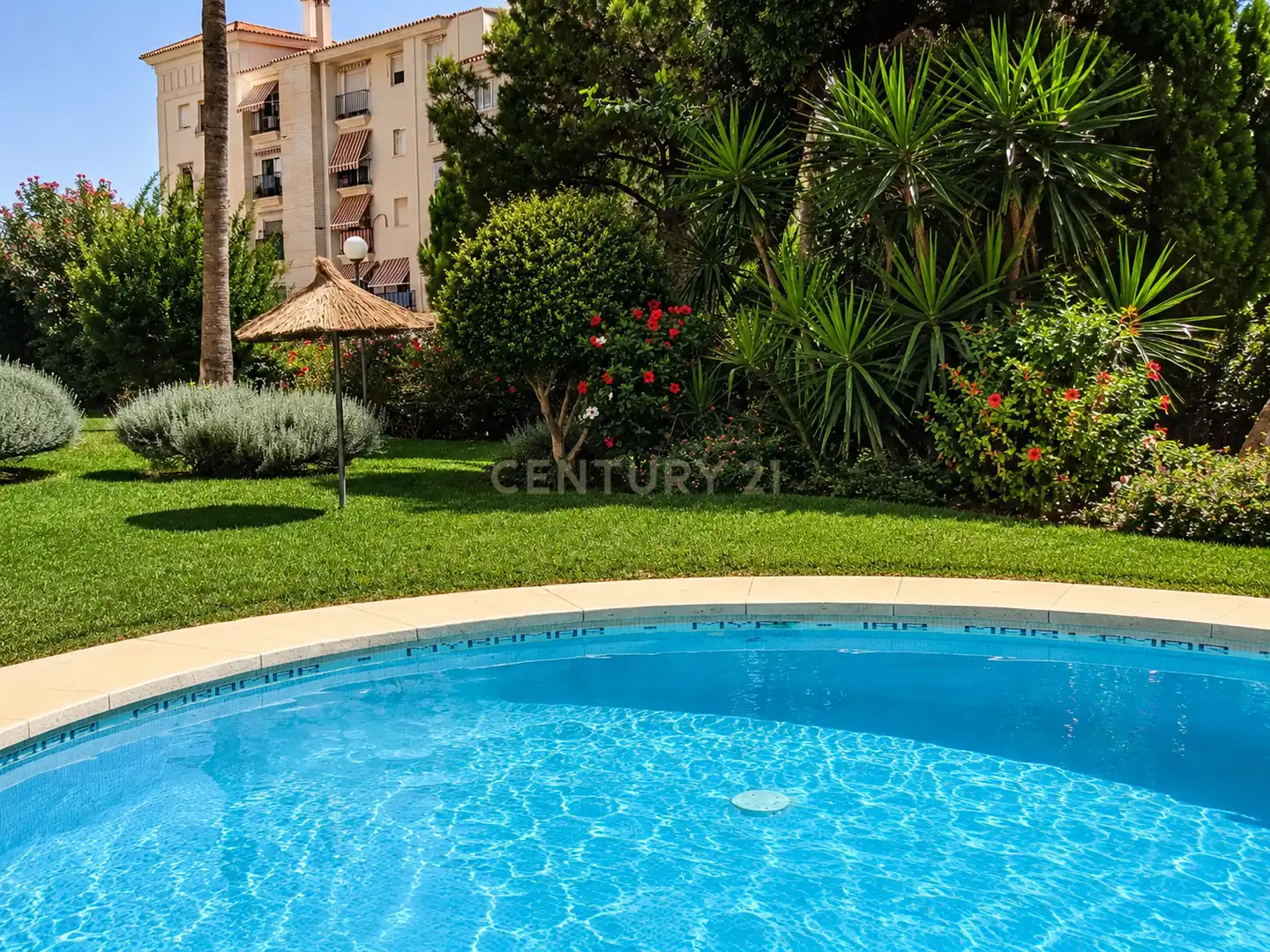 Piscina de Pis en venda en Benalmádena amb Aire condicionat, Traster i TV