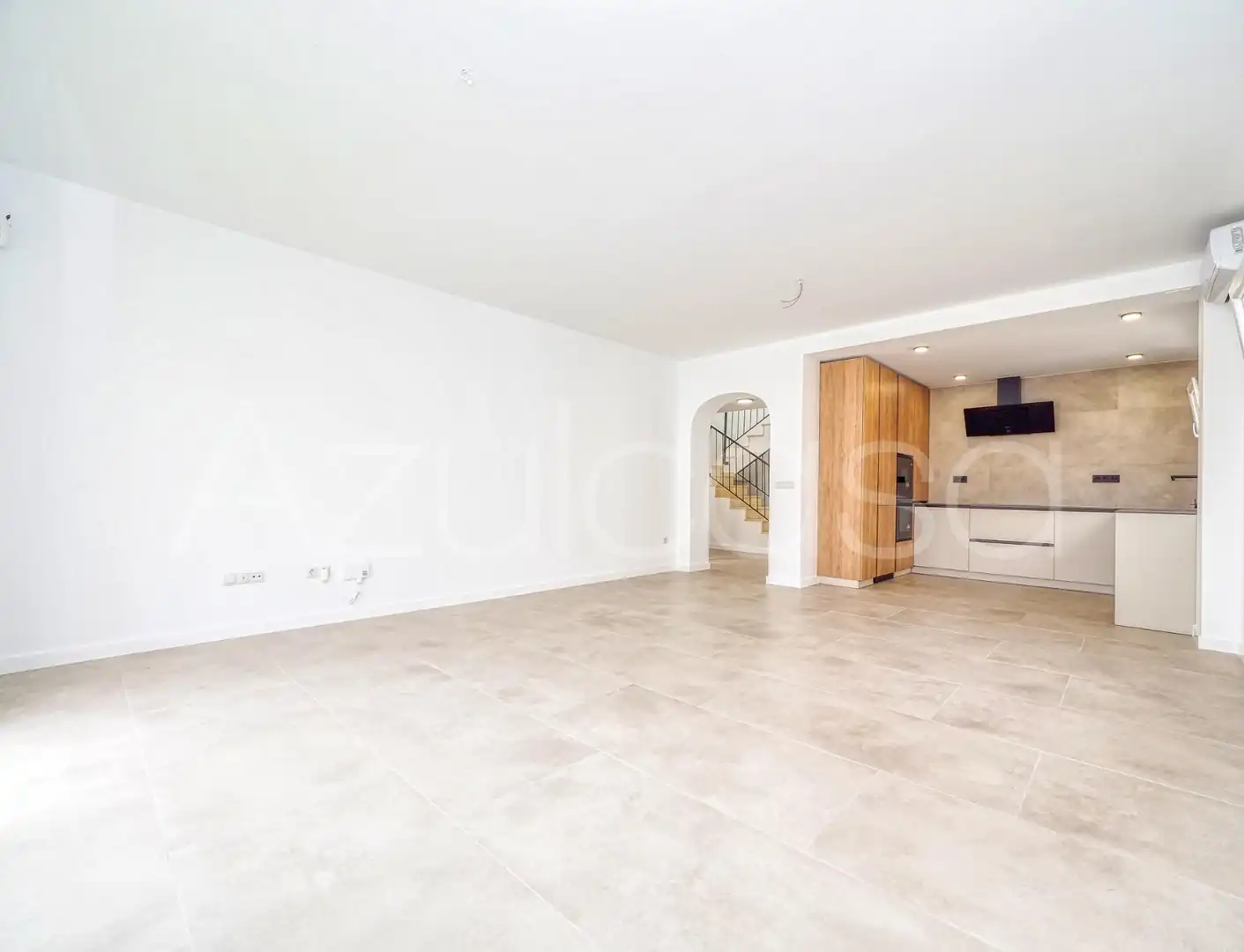 Detached homes for sale in El Campello  with Air Conditioner, Terrace and Alarm