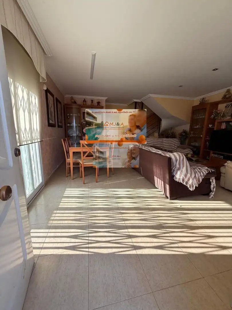 Living room of Detached homes for sale in Benicasim / Benicàssim  with Air Conditioner, Heating and Terrace