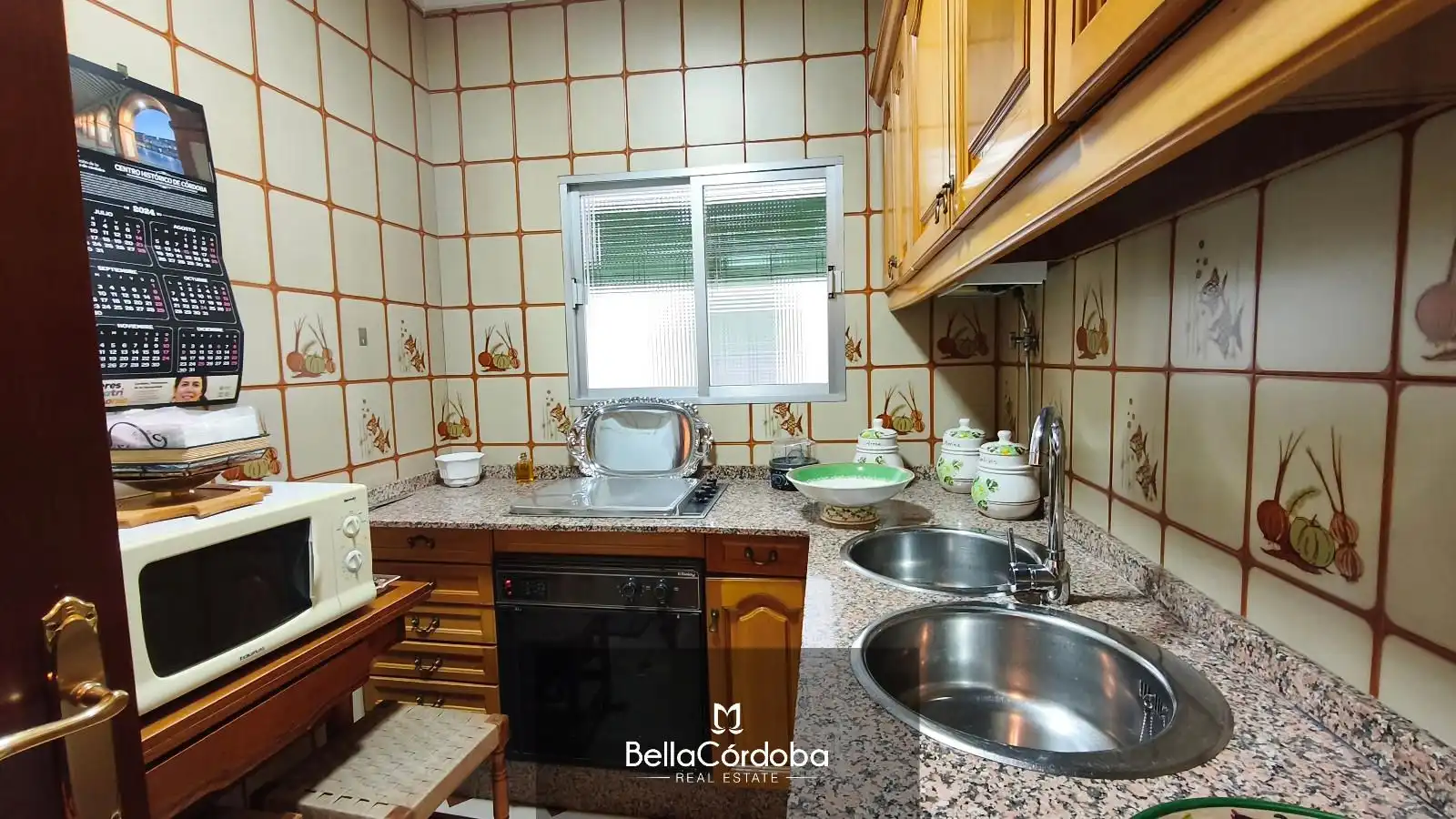 Kitchen of Flat for sale in Córdoba  with Storage room and Furnished
