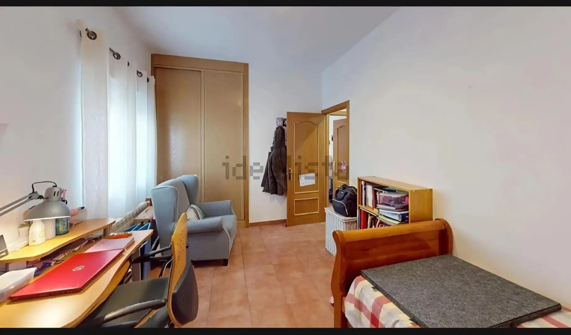 Habitación de Casa o chalet en venta en El Molar (Madrid) con Aire acondicionado, Calefacción y Jardín privado