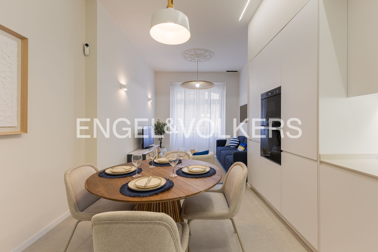 Menjador de Pis de lloguer en  Valencia Capital amb Aire condicionat, Calefacció i Parquet