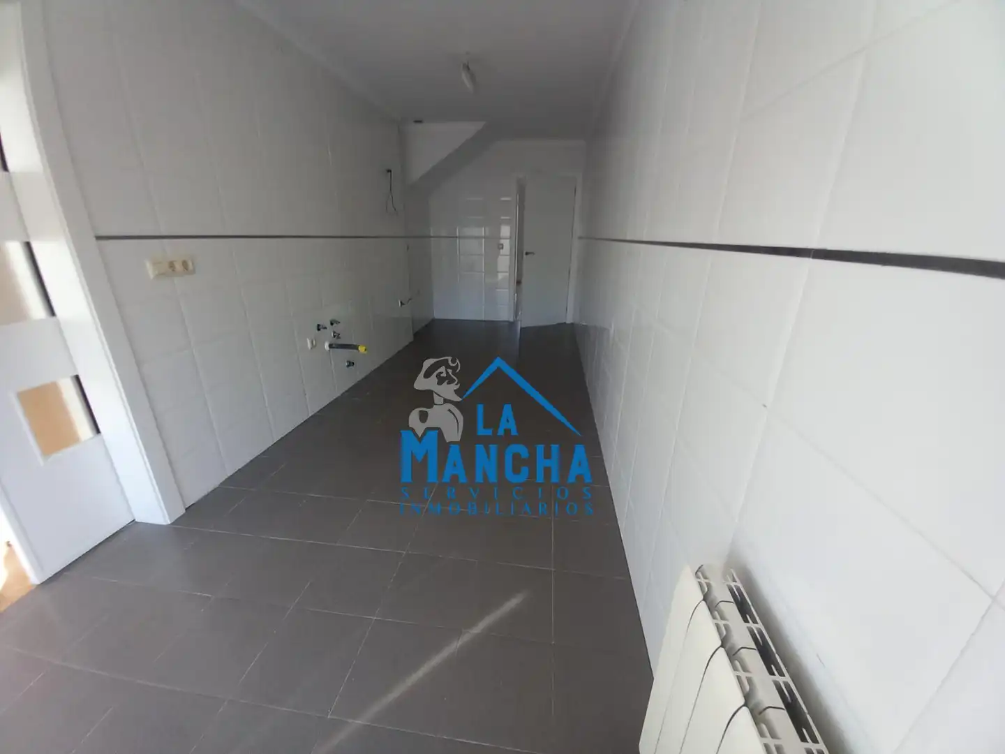 Casa adosada en venda en Madrigueras amb Calefacció, Terrassa i Traster