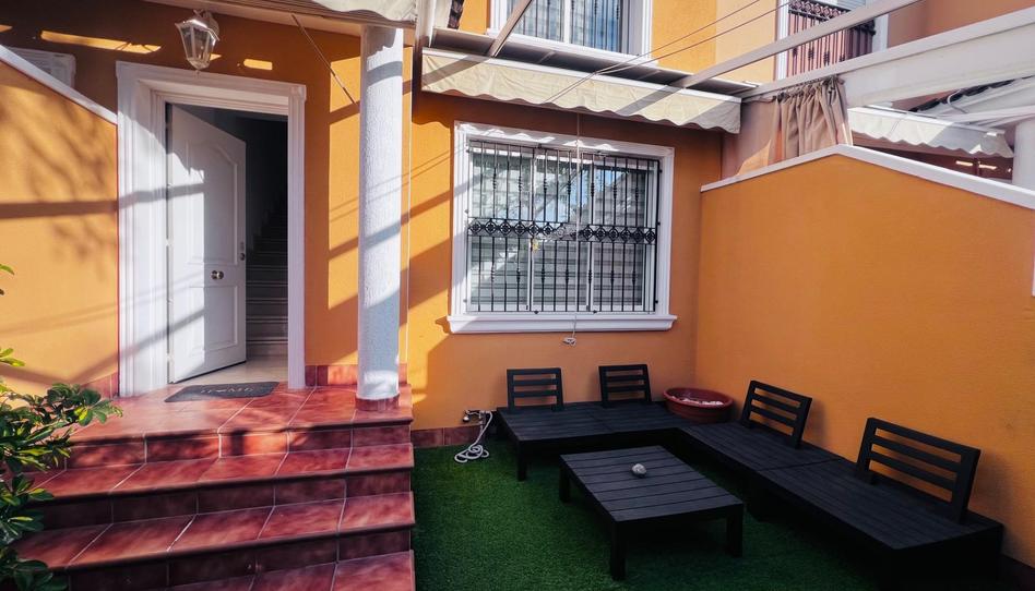 Foto 1 de Casa adosada en venda a El Travaló - Martínez Valero, Alicante