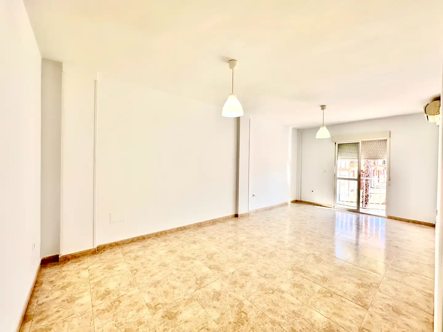 Sala d'estar de Dúplex en venda en Lepe amb Aire condicionat, Calefacció i Terrassa