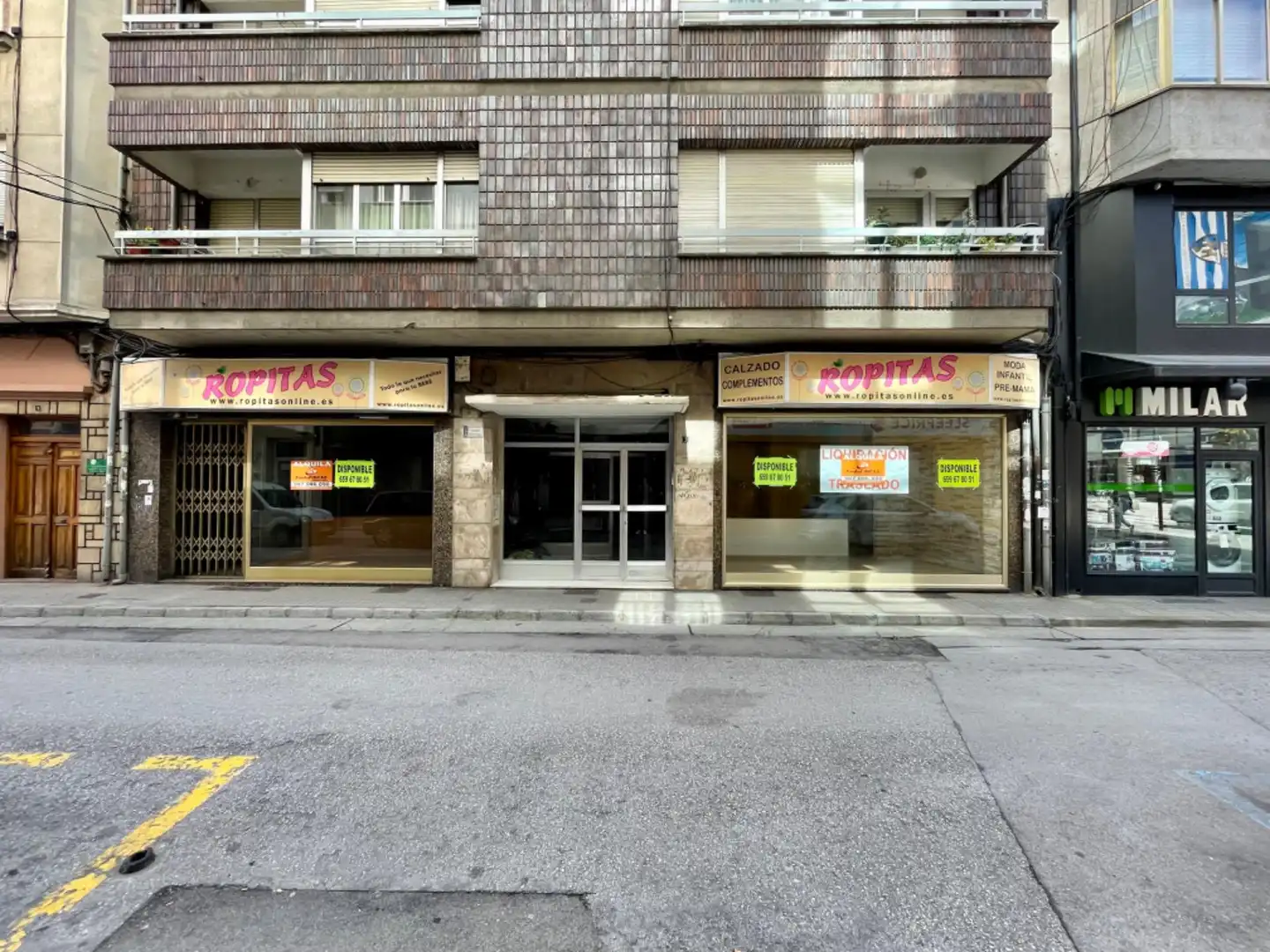 Local comercial en alquiler en Calle LUCIANA FDEZ 3