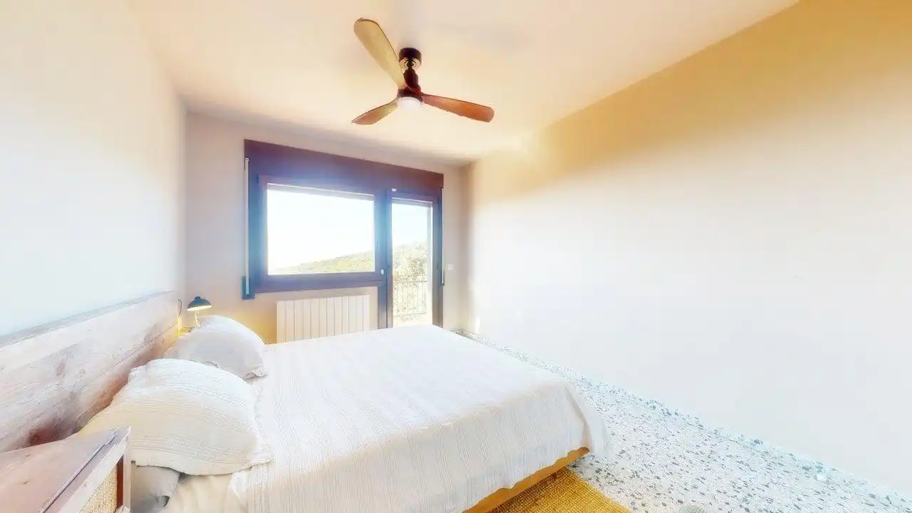 Dormitori de Casa o xalet en venda en Niàgara Parc - Ágora Parc