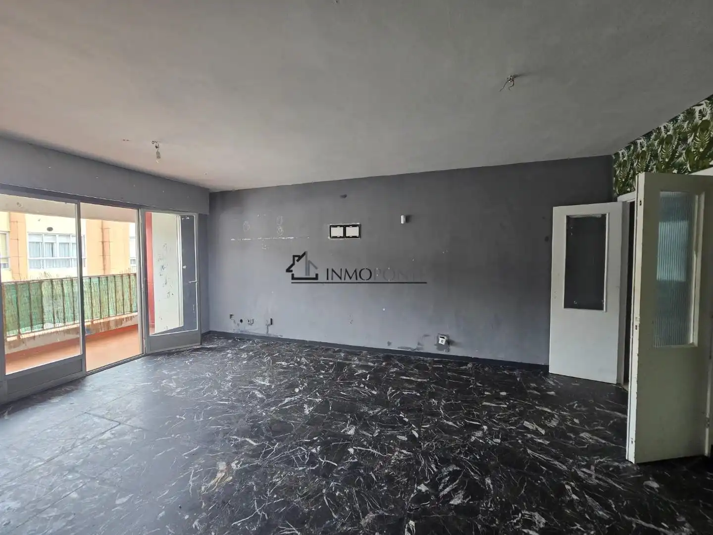 Sala de estar de Piso en venta en Vilagarcía de Arousa con Calefacción y Terraza