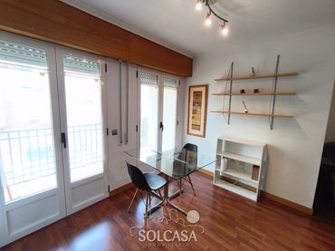 Appartement compact avec balcon à vendre à Calle San Lorenzo
