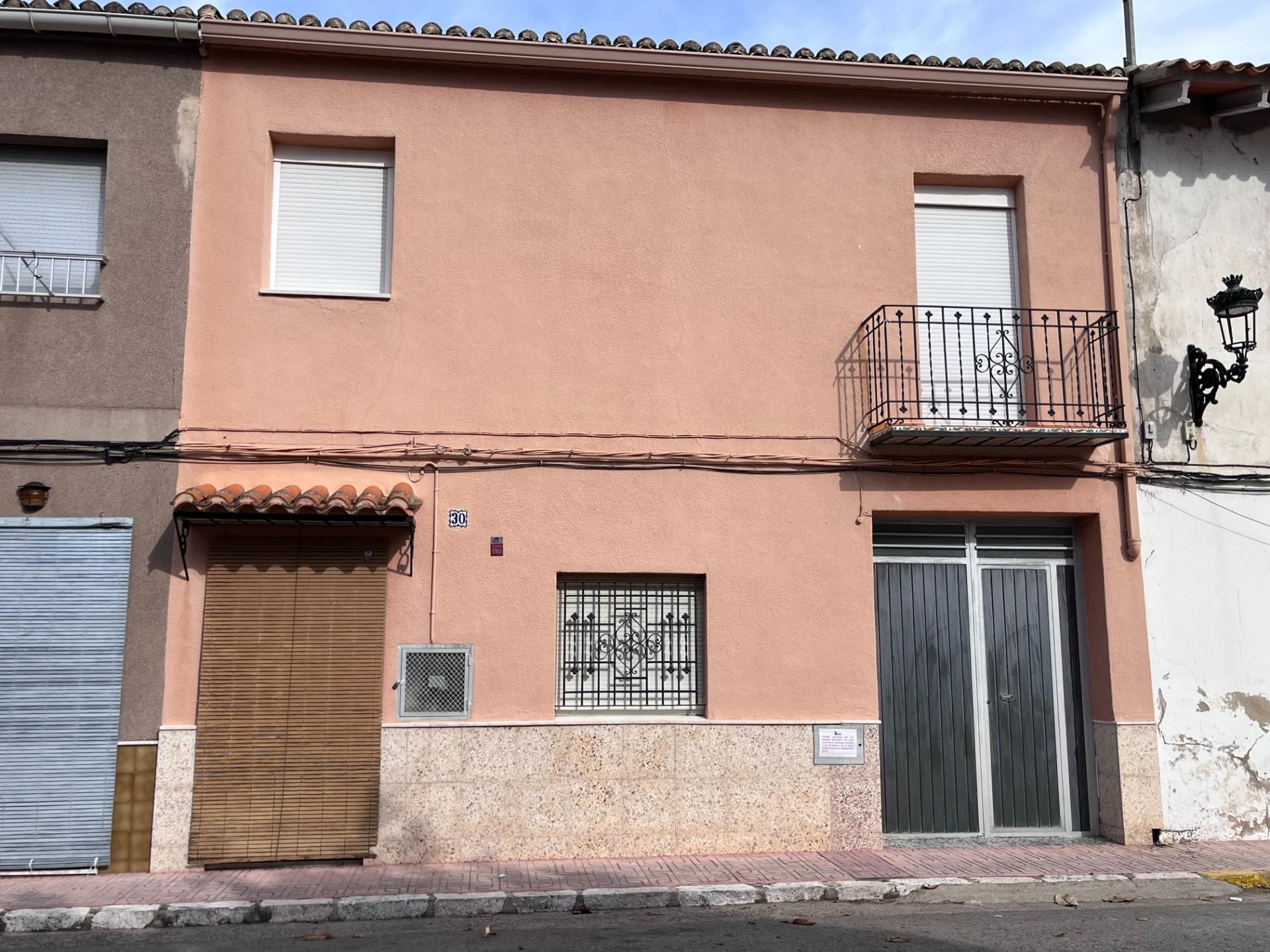 Vista exterior de Casa o xalet en venda en Sellent amb Terrassa, Traster i Balcó