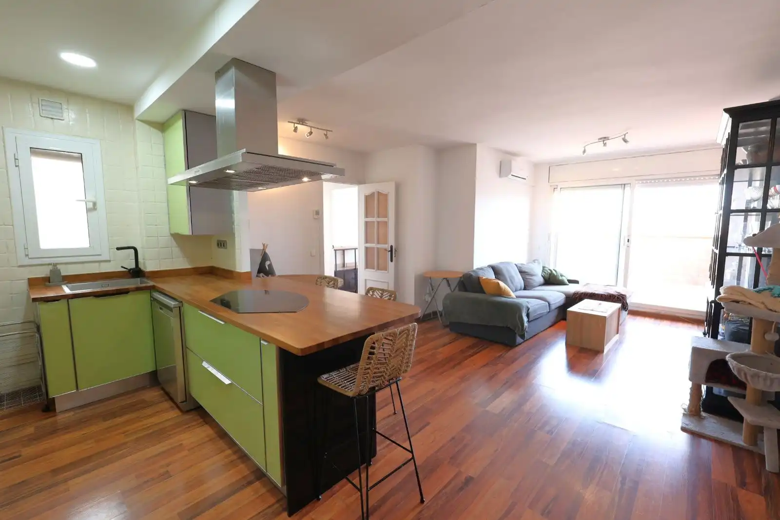 Cocina de Ático en venta en El Vendrell con Aire acondicionado, Calefacción y Terraza