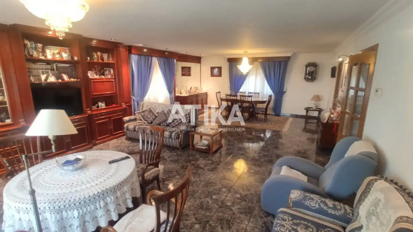 Chalet con balcón en venta en Centro, imagen 35