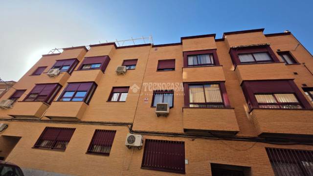 Ático en Venta en Valdeacederas