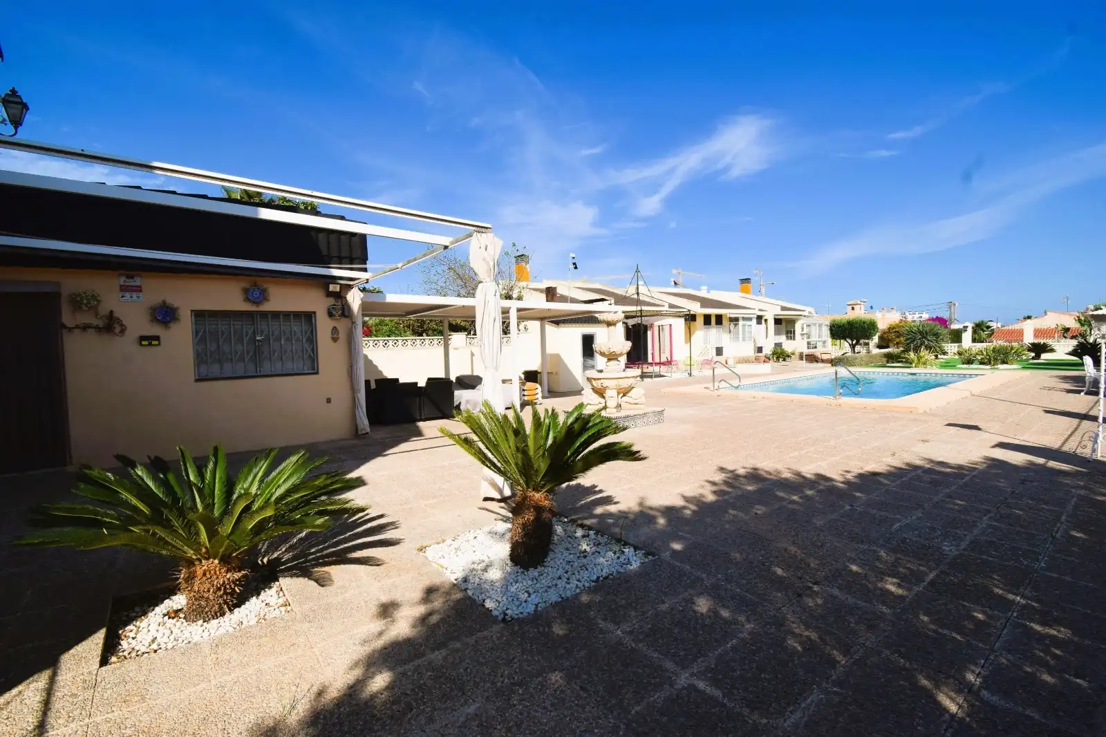 Exterior view of Houses for sale in Villajoyosa / La Vila Joiosa  with Air Conditioner, Heating and Private garden