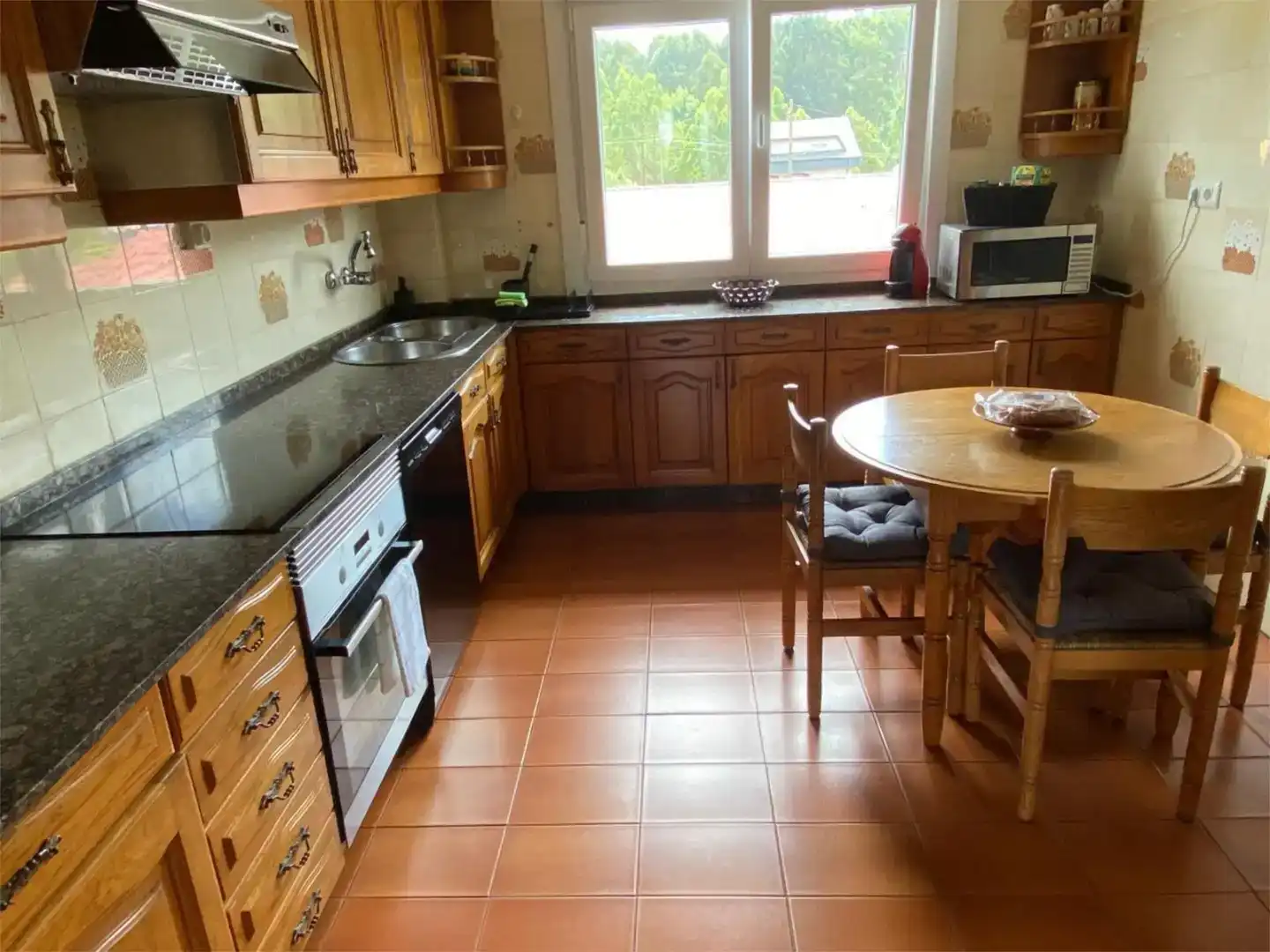 Kitchen of Houses for rent in Bergondo  with Parquet flooring, Storage room and Swimming Pool