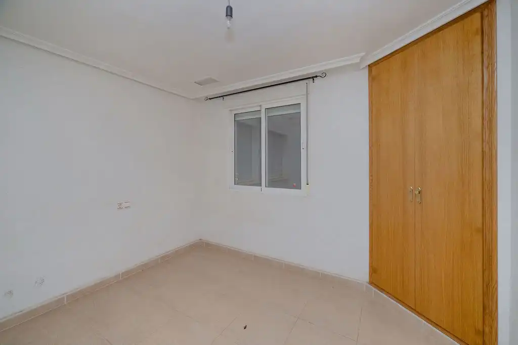 Piso en venta en C/ Bergatín, Avenida Habaneras - Curva de Palangre