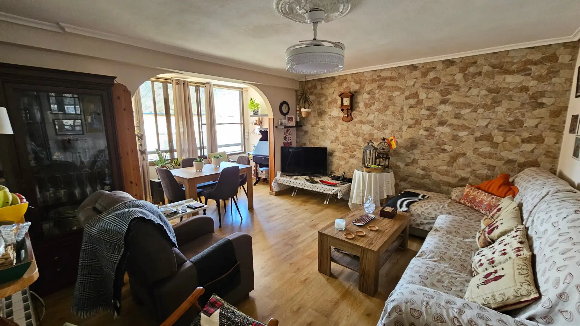 Sala de estar de Piso en venta en El Campello con Aire acondicionado, Calefacción y Parquet