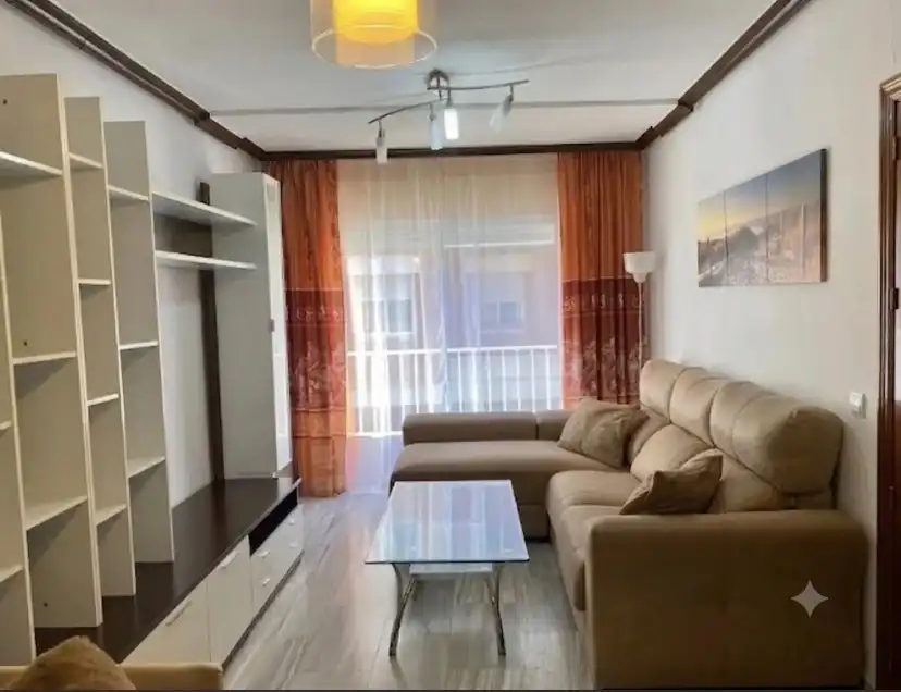Wohnzimmer von Wohnung zur Miete in Ciudad Real mit Klimaanlage, Heizung und Möbliert