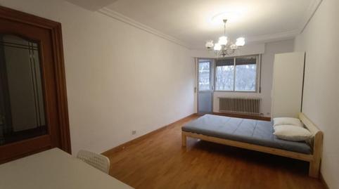 Foto 2 de Apartament per a compartir a Echavacóiz,  Pamplona / Iruña
