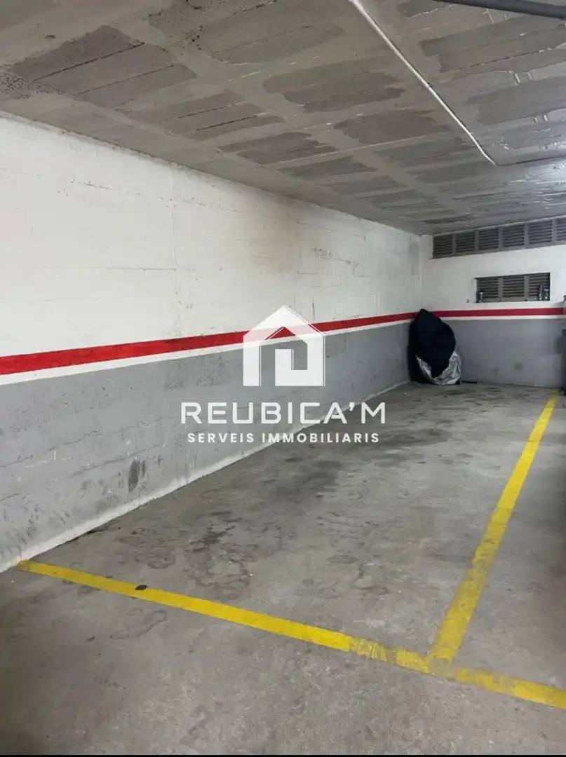 Individual with lift for sale in Passeig del Sorral