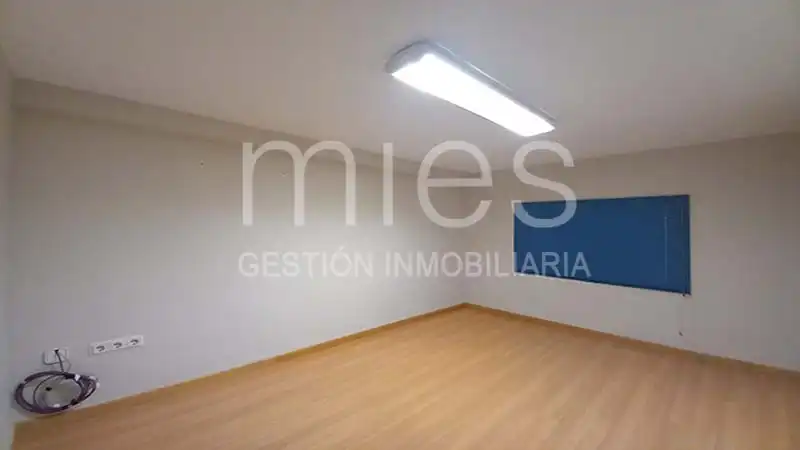 Local en venta en Valencia