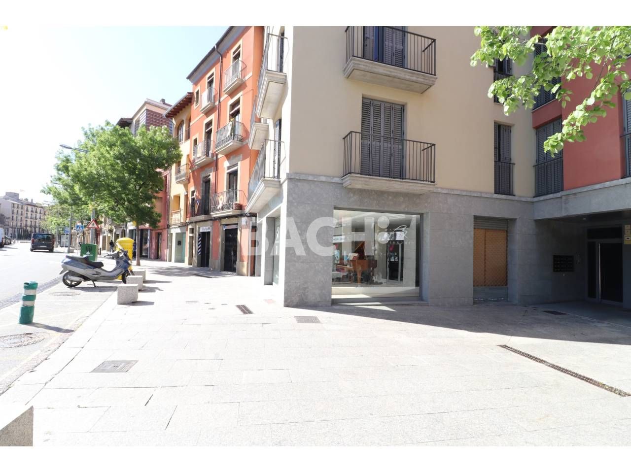 Garaje en venta en Vic con Alarma