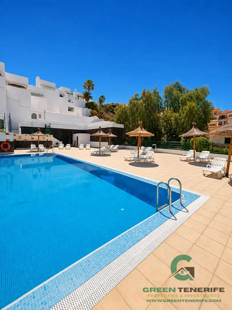 Swimming pool of Flat for sale in Adeje  with Terrace, Swimming Pool and Balcony