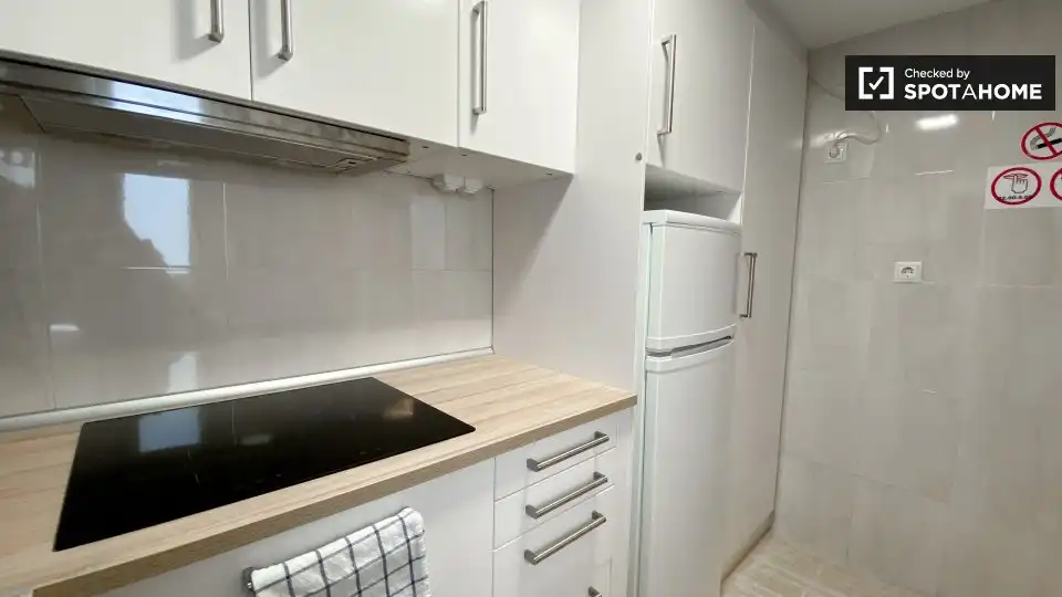 Cocina de Piso de alquiler en Mislata con Aire acondicionado, Calefacción y Amueblado