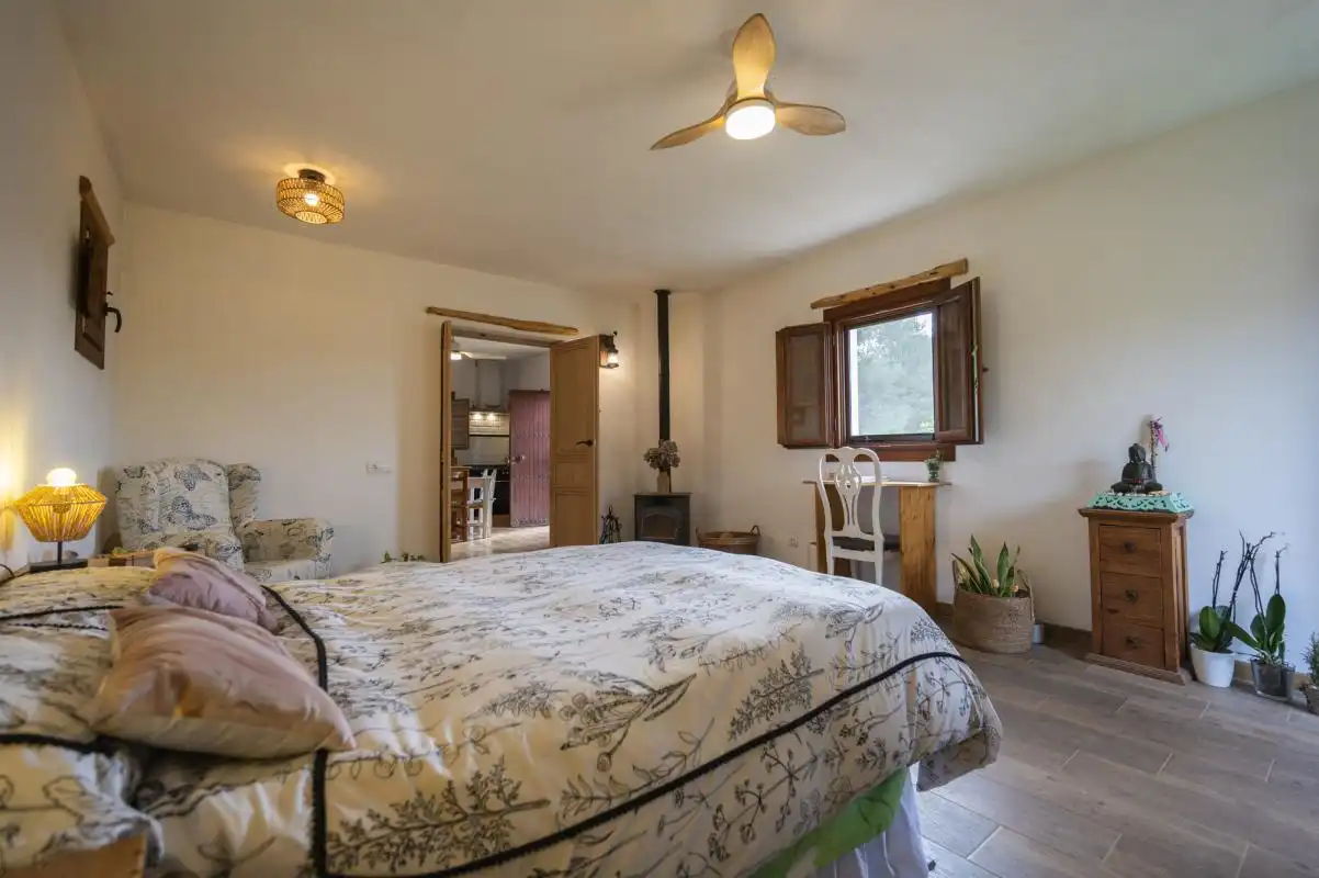 Habitación de Casa o chalet en venta en Santa Eulària des Riu con Aire acondicionado, Calefacción y Jardín privado