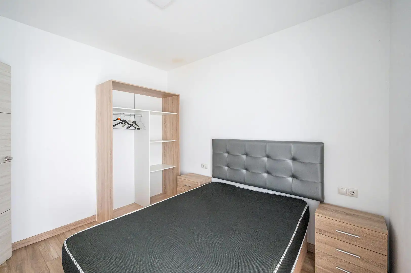 Habitación de Piso de alquiler en Madrid con Aire acondicionado, Amueblado y Lavadora