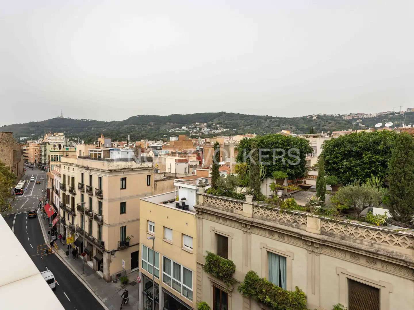 Exterior view of Attic for rent in Barcelona  with Air Conditioner, Heating and Parquet flooring