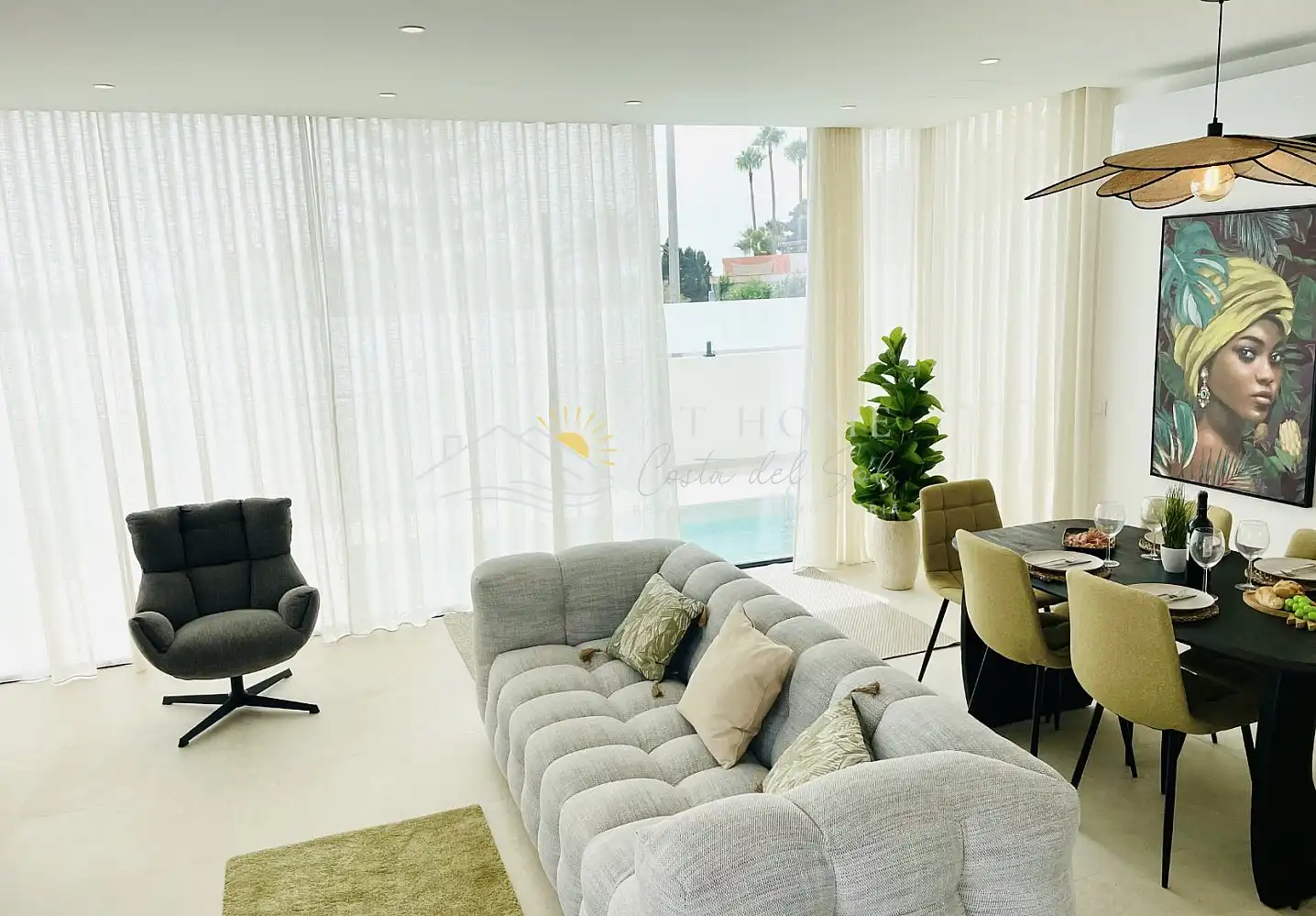 Sala d'estar de Casa o xalet de lloguer en Nerja amb Terrassa, Piscina i Forn