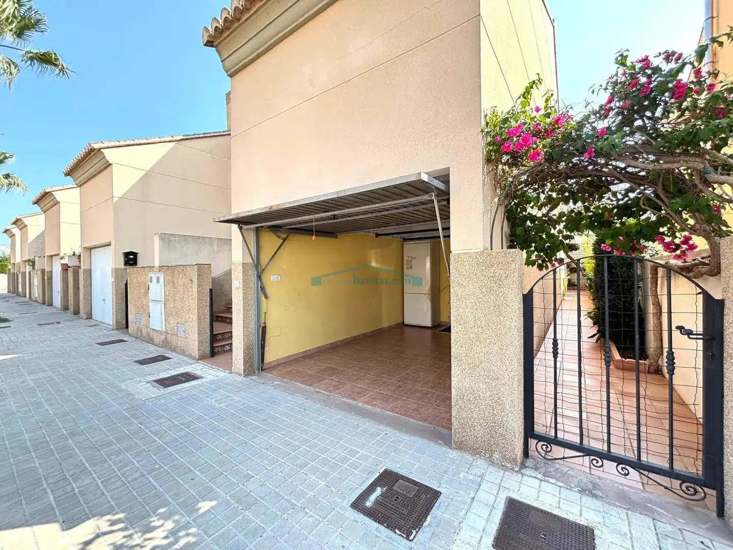 Casa aparellada amb jardí en venda a Calle Genoves, imagen 54