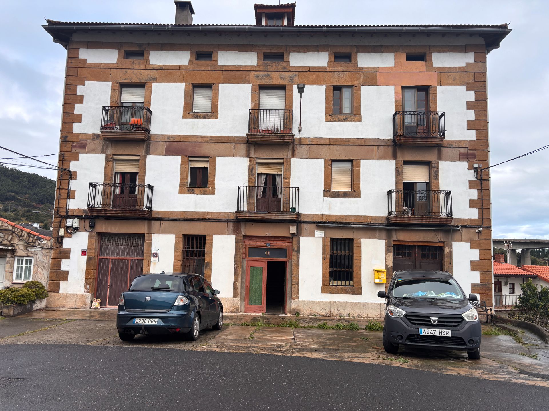 Vista exterior de Piso en venta en Castro-Urdiales con Calefacción