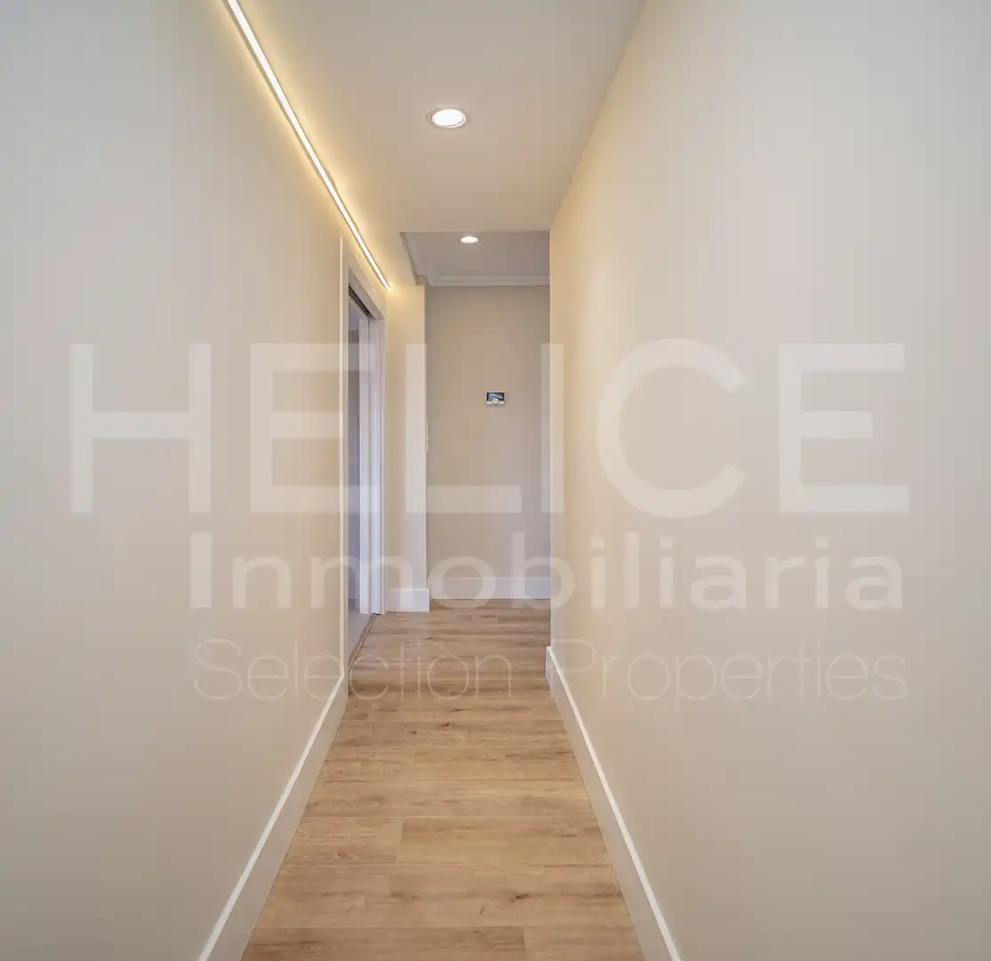 Attic for sale in Barrio de Benicalap