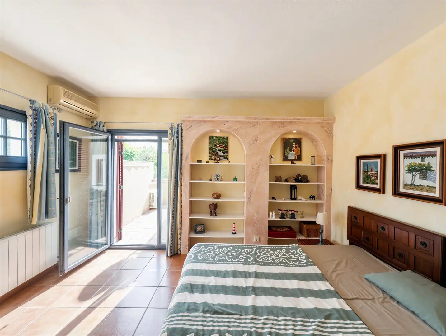 Schlafzimmer von Country house zum Verkauf in Andratx mit Klimaanlage, Heizung und Abstellraum