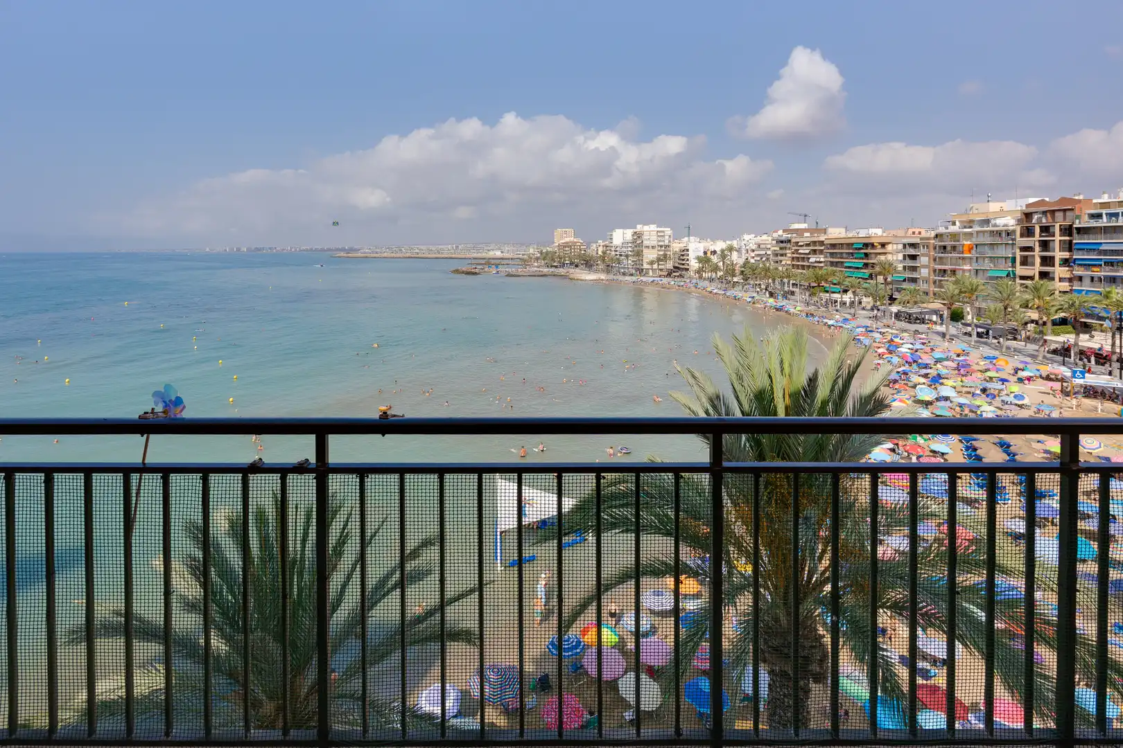 Dormitori de Pis en venda en Torrevieja amb Aire condicionat i Terrassa