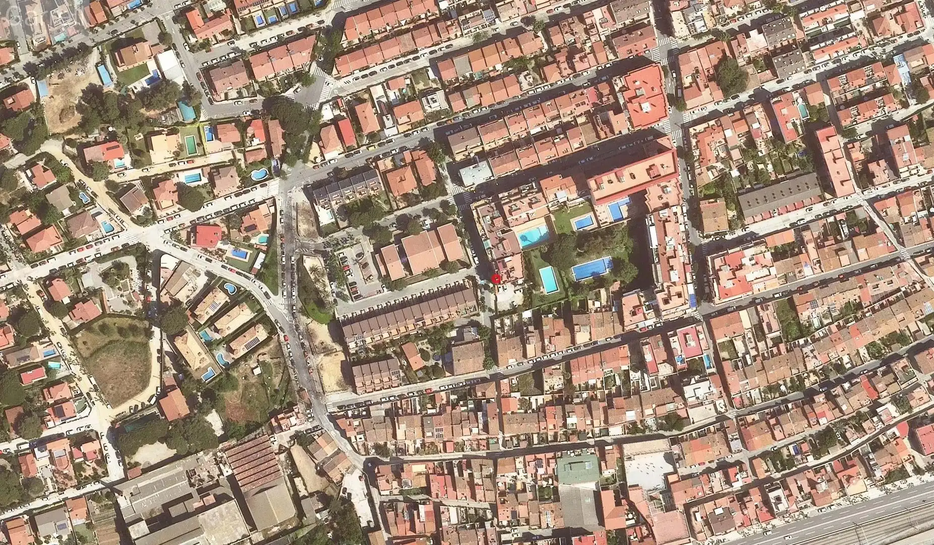 Vista exterior de Piso en venta en El Masnou con Piscina