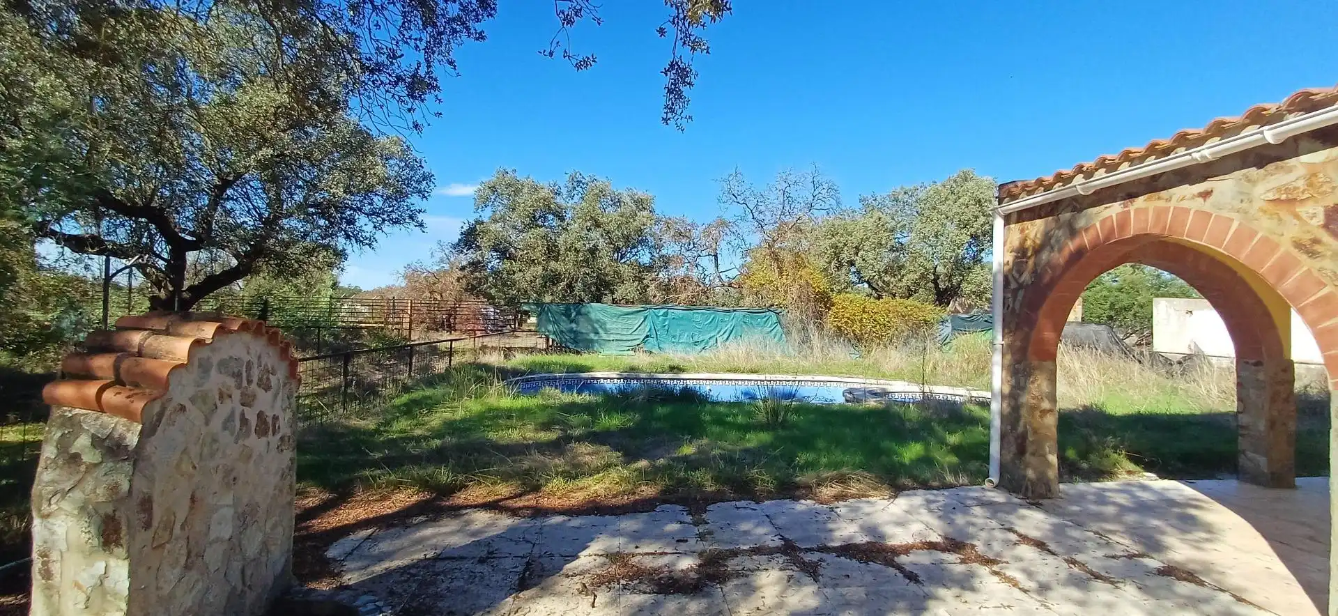 Houses for sale in Badajoz  with Community pool