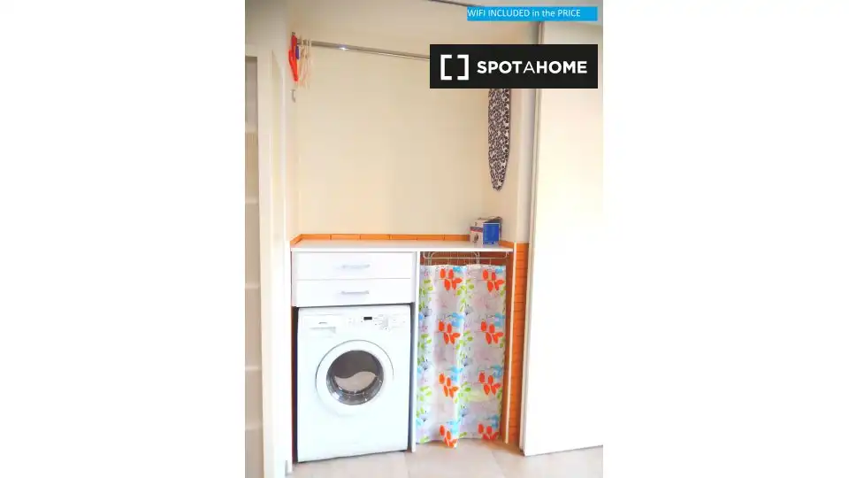 Bedroom of Study for share in Murcia  with Air Conditioner, Terrace and Furnished
