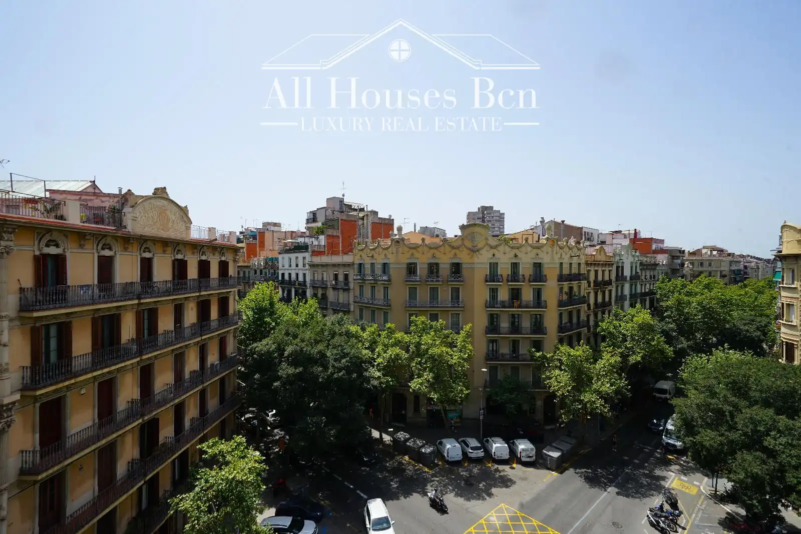Piso con terraza en venta en Aribau