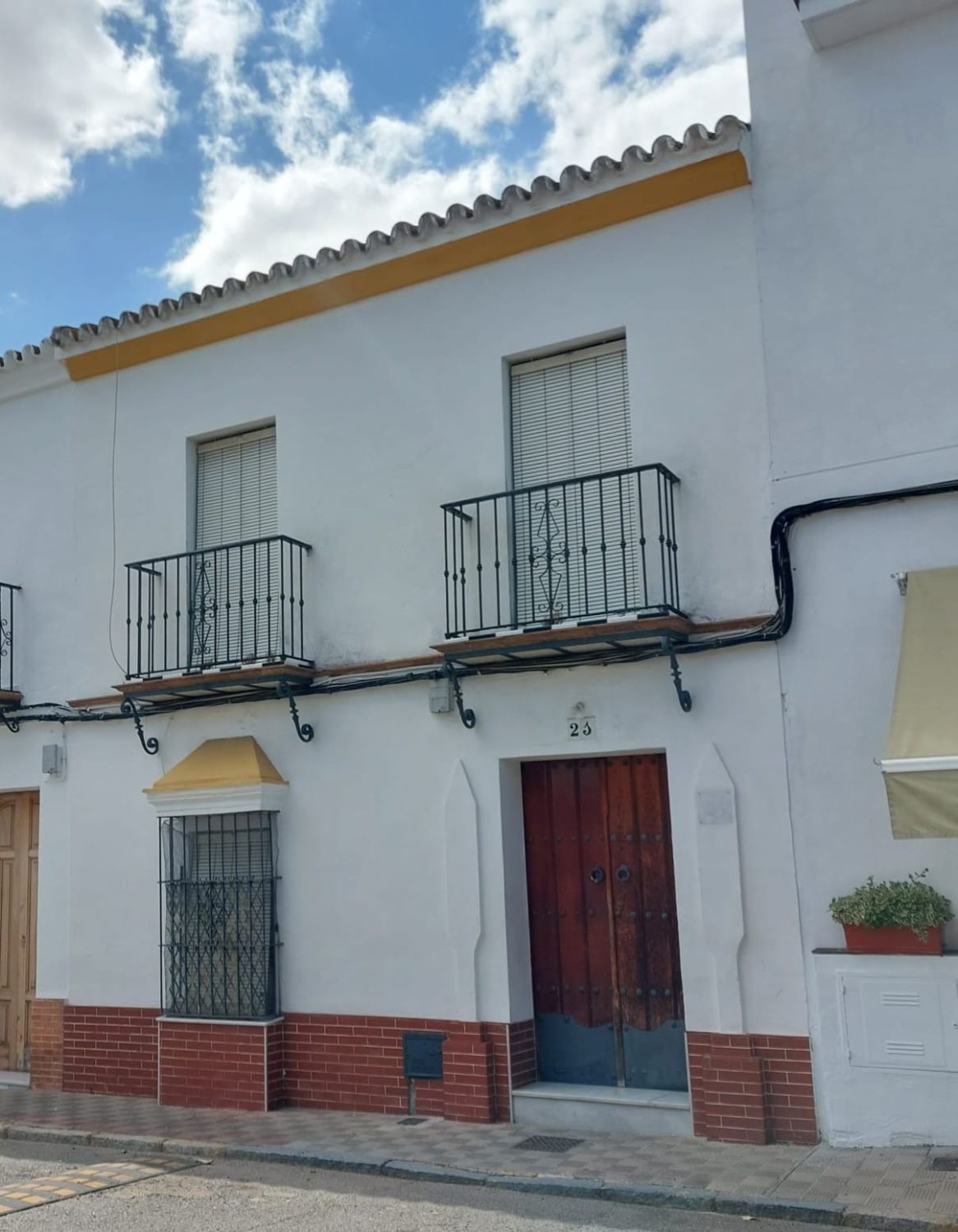 Exterior view of Houses for sale in Aznalcázar  with Air Conditioner and Storage room