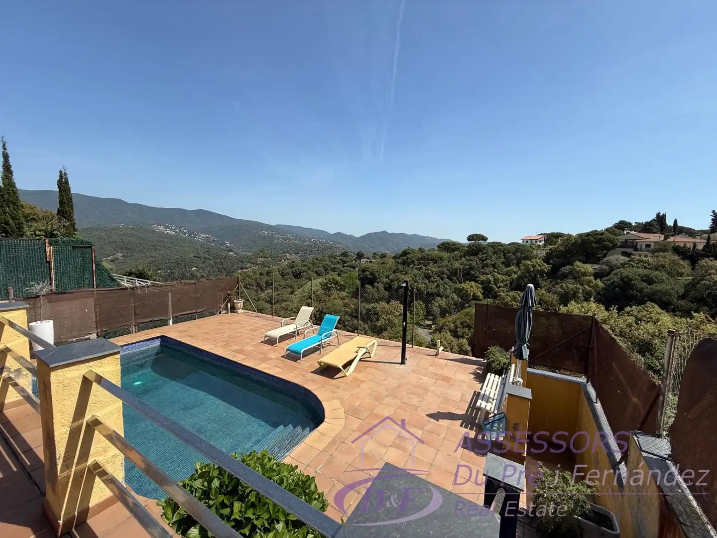 Casa aparellada amb terrassa en venda a Sant Cebrià de Vallalta, imagen 37