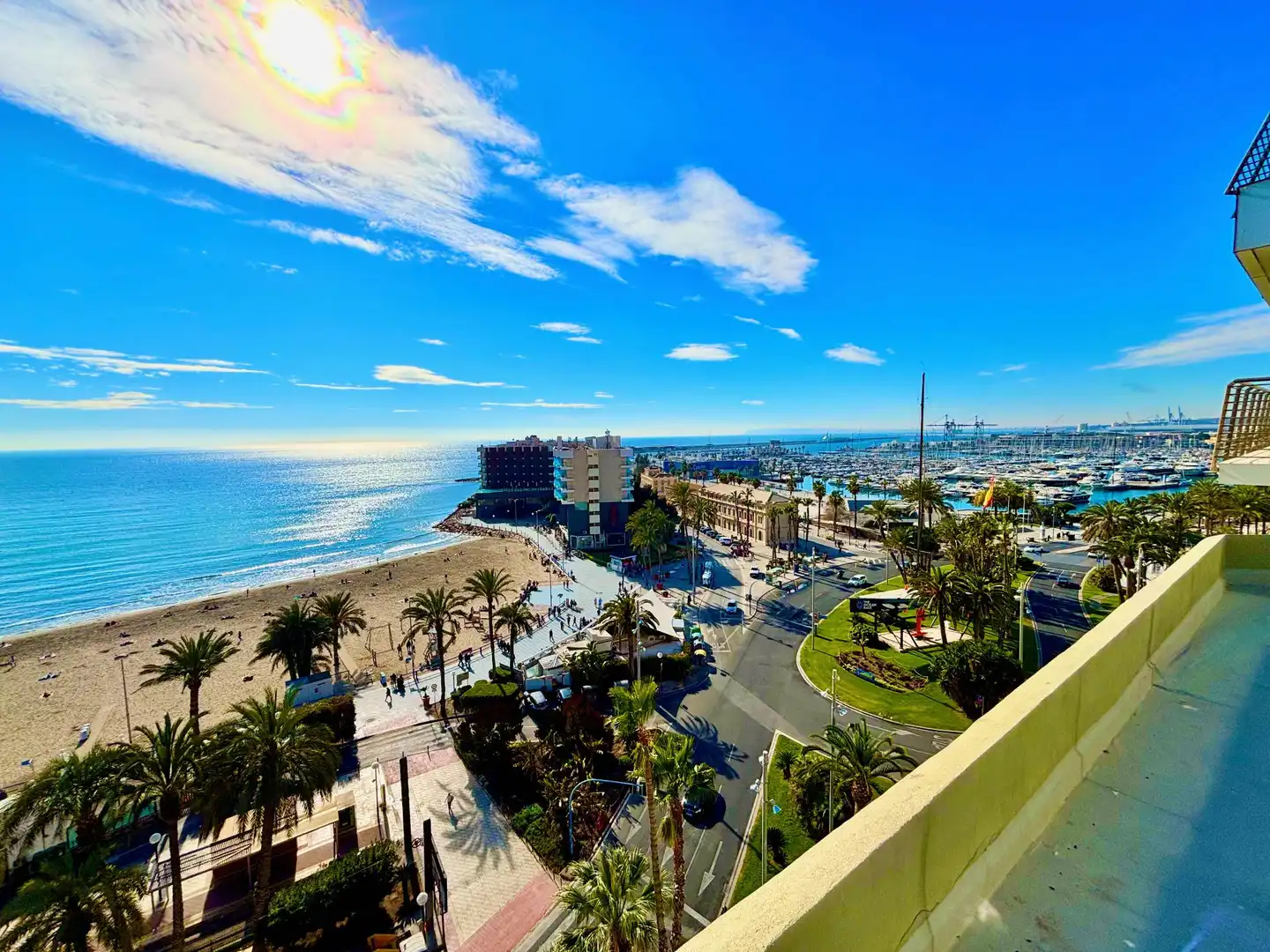 Vista exterior de Pis en venda en Alicante / Alacant amb Aire condicionat, Parquet i Traster