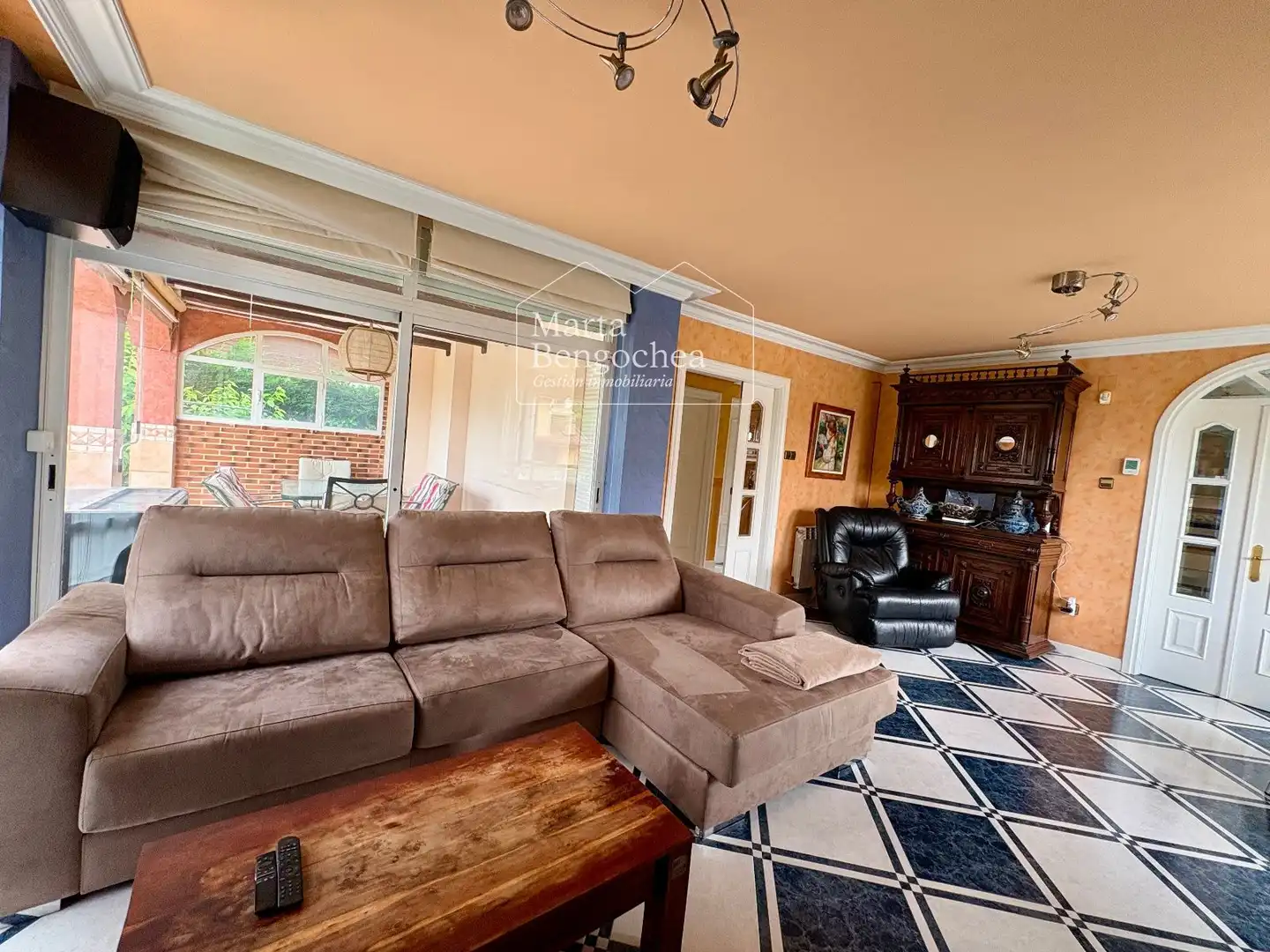 Living room of Houses for sale in Zigoitia  with Heating, Private garden and Swimming Pool