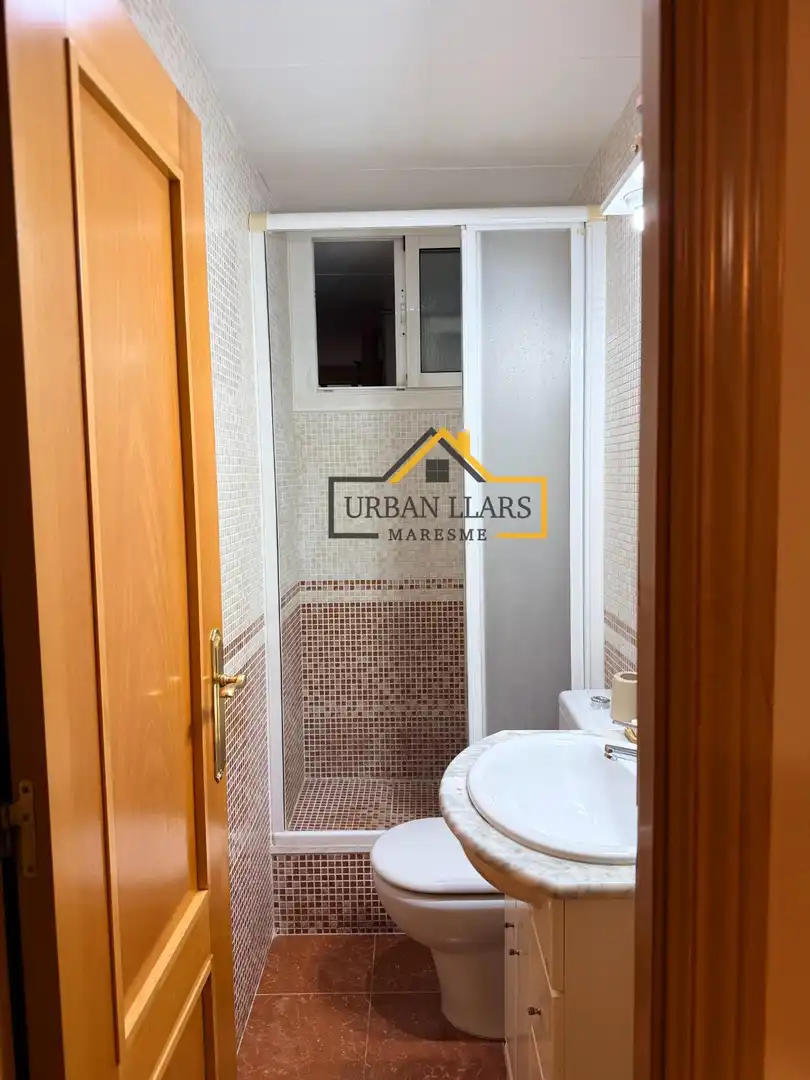 Bathroom of Flat for sale in Mataró  with Balcony