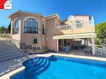 Maison avec piscine à vendre à El Pinar de Campoverde