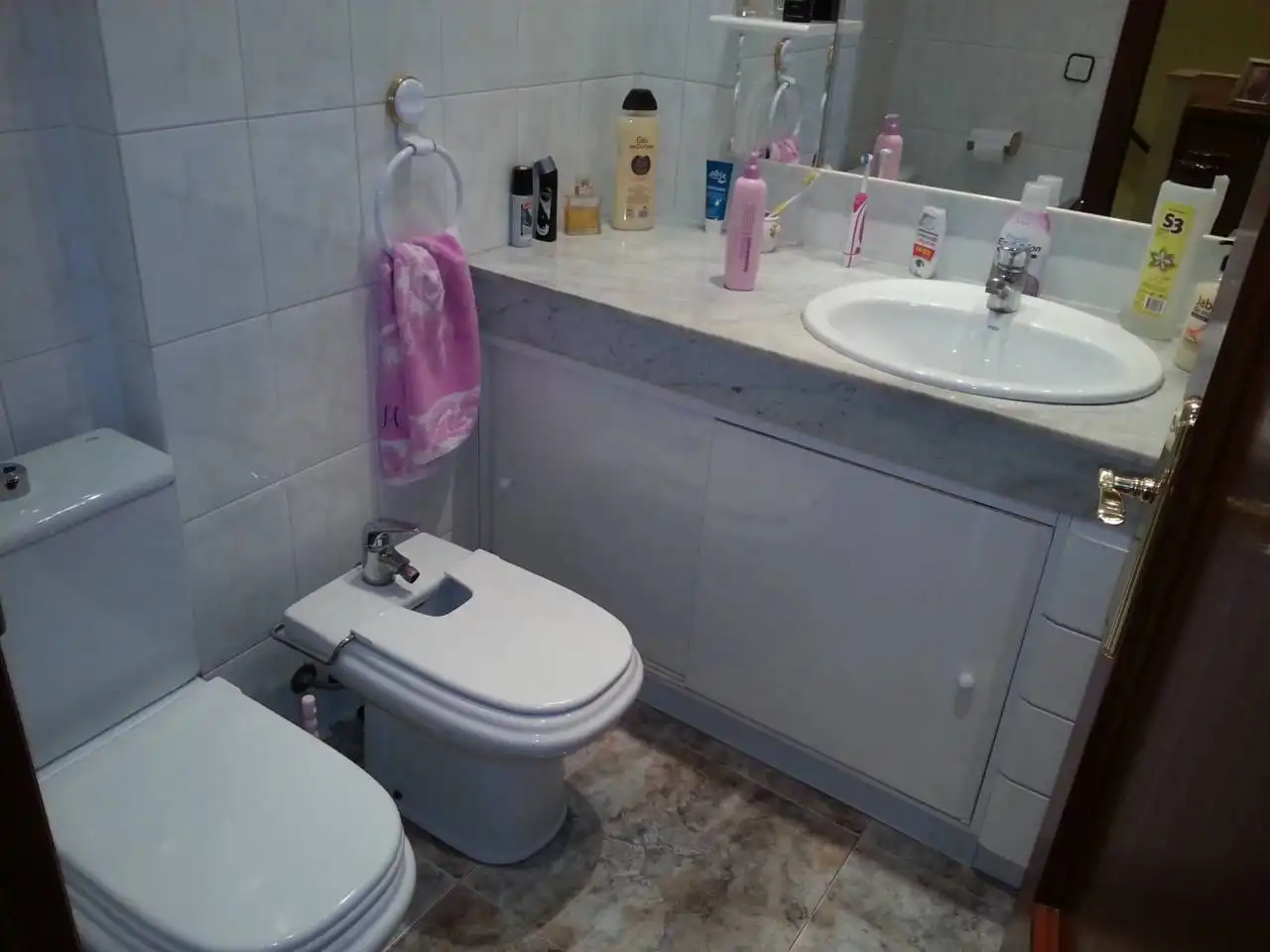 Bany de Casa o xalet en venda en Subirats amb Terrassa, Traster i Moblat