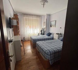 Photo 4 of Flat for sale in Calle Reyes Católicos, Centro, Burgos